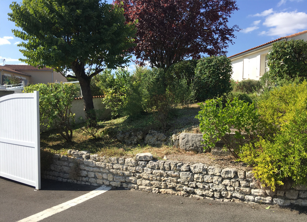  ENTRETIEN DE JARDINS ET ESPACES VERTS